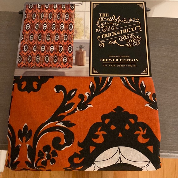 🧡💀 Skull Shower Curtin 💀🧡 - Picture 3 of 6